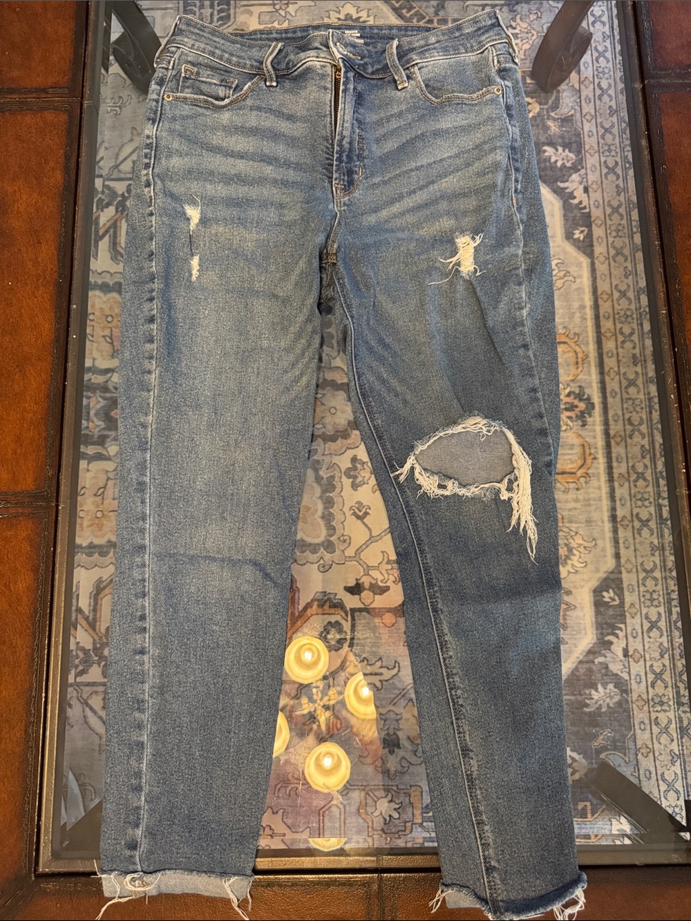 Old Navy Women's Distressed Skinny Jeans in Light Blue Wash